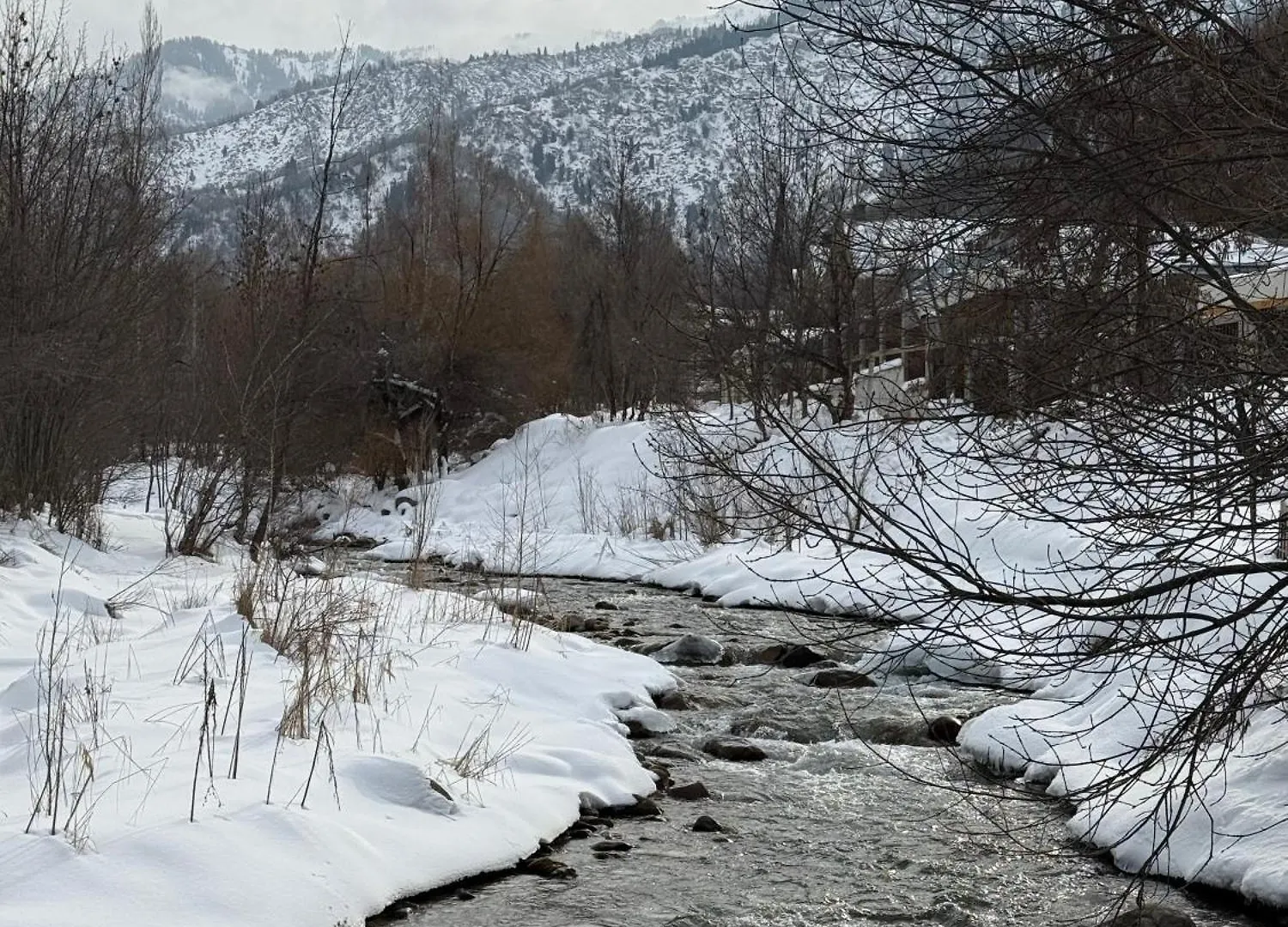Medeu Residence Almaty